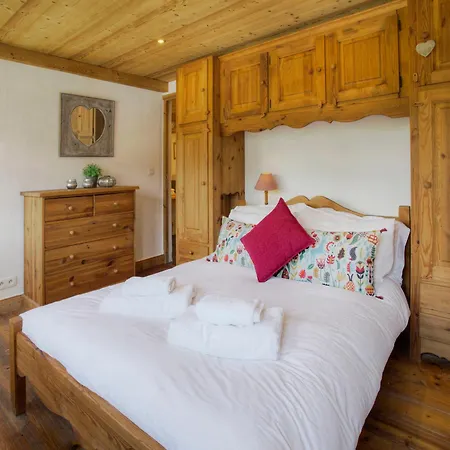 5☆, 15 Pers, Spa, Animaux Admis, - Fr-1-304-308 Chalet *